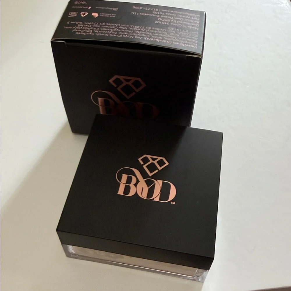 NWT BYOD DESIRE MATTE MAGIC LOOSE SETTING POWDER- Translucent- Full size 10 g